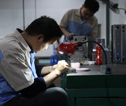 塑膠模具