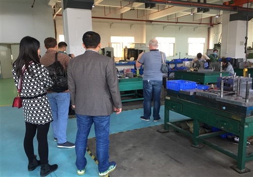 深圳塑膠模具生產(chǎn)廠家